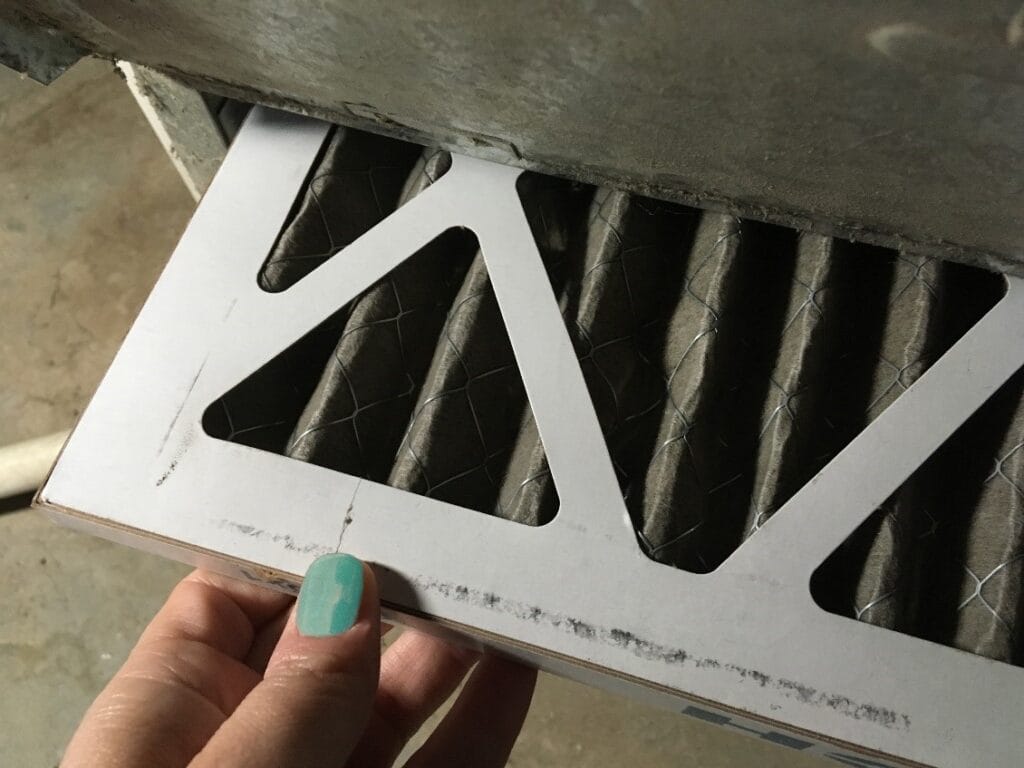 pulling out dirty filter